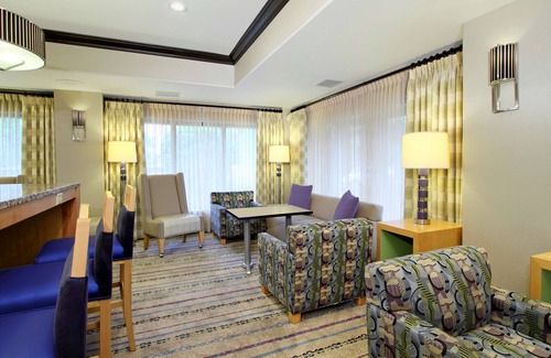 McKinney Hotel | Explore Comfort at Hampton Inn Austin/Airport Area South