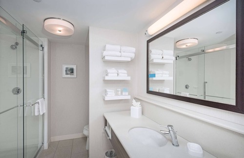 Westborough Hotel | Discover Hampton Inn Boston - Westborough with Pool & Spa
