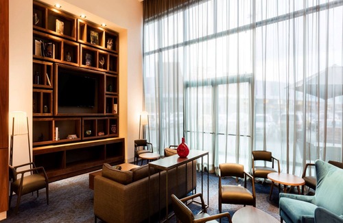Cancun Hotel | Experience Hampton Inn by Hilton Cancun Cumbres with Pool & Spa