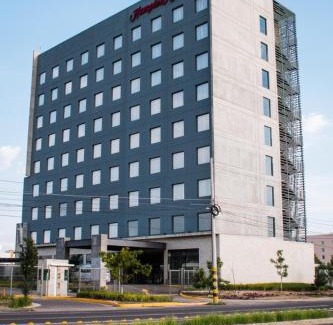 Celaya Hotel | Discover Comfort at Hampton Inn By Hilton Celaya - Rated 9.1