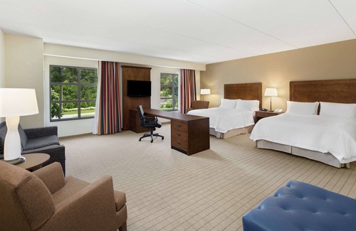 Columbus Hotel | Guest Rated 9.6: Hampton Inn Columbus with Pool & Dining