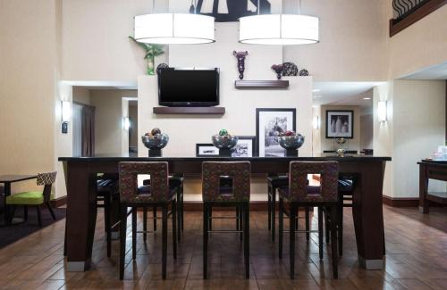 Odessa Hotel | Comfortable Stay at Hampton Inn by Hilton Odessa with Pool