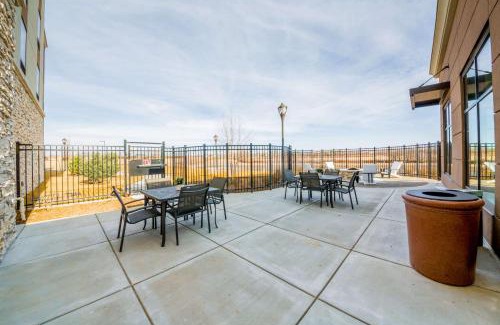 Wichita Hotel | Discover Hampton Inn By Hilton Wichita Northwest - 8.8/10 Rated