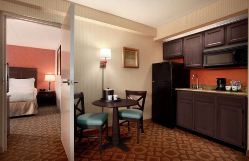 York Hotel | Discover Hampton Inn by Hilton York: Family-Friendly Retreat