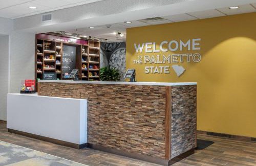 Camden Hotel | Pet-Friendly Retreat at Hampton Inn Camden, SC - 8.7/10 Rating