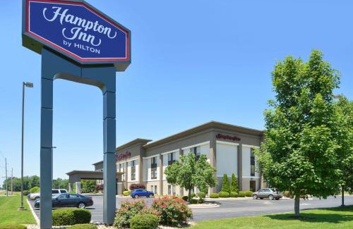 Carbondale Hotel | Discover Comfort at Hampton Inn Carbondale with Pool Access
