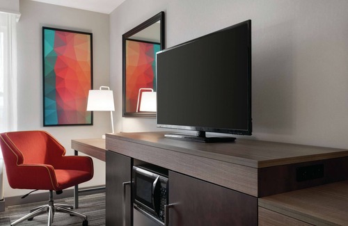 Champaign Hotel | Comfortable Stay at Hampton Inn Champaign Southwest