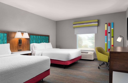 Chicopee Hotel | Exceptional Stay at Hampton Inn Chicopee/Springfield