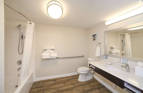 Willowville Hotel | Enjoy Family-Friendly Comfort at Hampton Inn Cincinnati-Eastgate