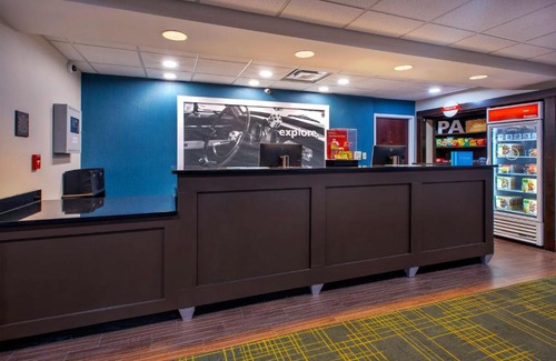 Clarion Hotel | Enjoy Comfort and Convenience at Hampton Inn Clarion