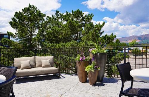 Briargate Hotel | Comfortable Stay at Hampton Inn Colorado Springs I-25 Central