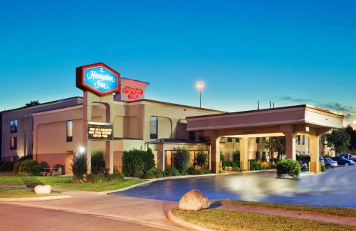 Pickerington Hotel | Discover Comfort at Hampton Inn Columbus-East with Pool Access