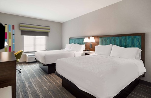 Concord Hotel | Family-Friendly Getaway at Hampton Inn Concord - Rated 9.4!