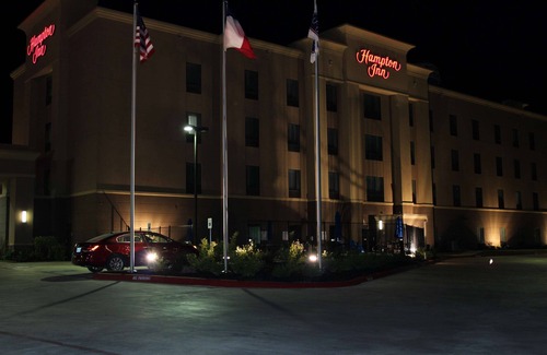 Cotulla Hotel | Discover Hampton Inn Cotulla: Top-Rated Stay with Pool