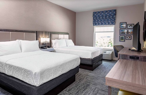 Cranbury Hotel | Discover Hampton Inn Cranbury: Family-Friendly Getaway