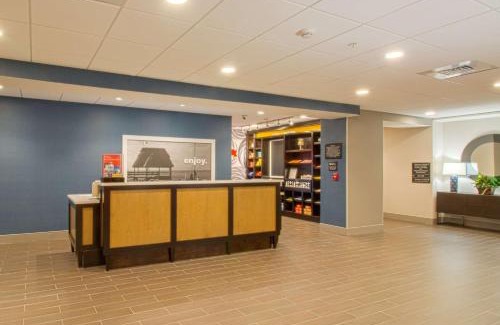 Crestview Hotel | Pet-Friendly Hampton Inn Crestview: Rated 9.1/10 Stay