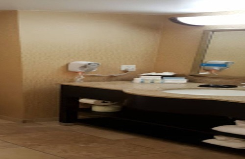 Dade City Hotel | Welcoming Hampton Inn Dade City - Zephyrhills with Pool & Spa