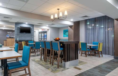 Dahlgren Hotel | Discover Comfort at Hampton Inn Dahlgren with Pool Access