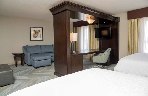 Clinton Township Hotel | Family-Friendly Stay at Hampton Inn Detroit/Roseville