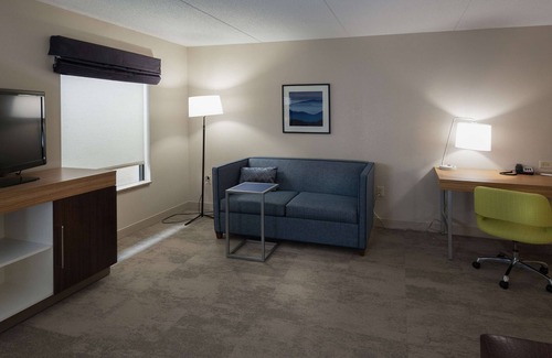 Warrington Hotel | Discover Hampton Inn Doylestown: Family-Friendly Retreat
