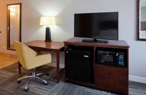 Canal Park Hotel | Delightful Stay at Hampton Inn Duluth Canal Park - 9/10 Rated