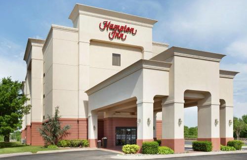 Duncan Hotel | Pet-Friendly Stay at Hampton Inn Duncan with Pool Access