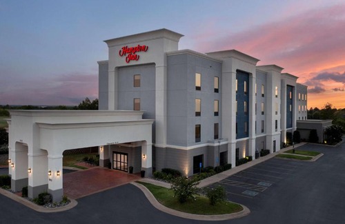 Duncan Hotel | Pet-Friendly Stay at Hampton Inn Duncan with Pool Access