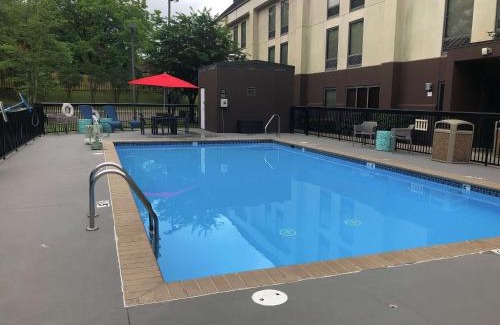 El Dorado Hotel | Experience Comfort at Hampton Inn El Dorado with Ocean Views