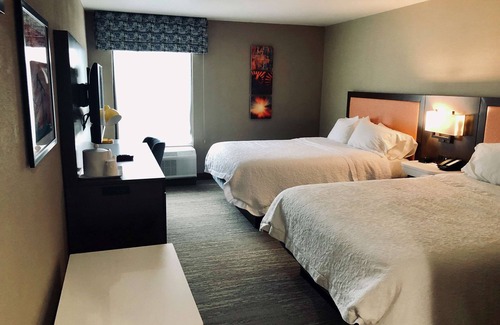 El Dorado Hotel | Relax at Hampton Inn El Dorado: Pool, Spa & Top Reviews