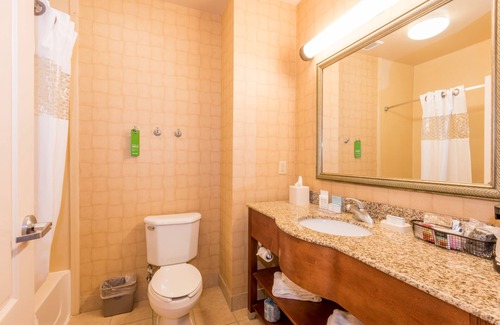 Enterprise Hotel | Discover Comfort at Hampton Inn Enterprise with Pool & Dining