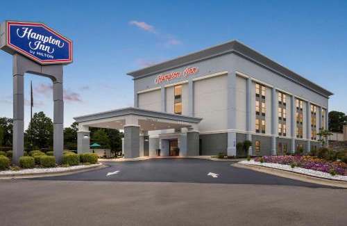 Florence Hotel | Convenient Stay at Hampton Inn Florence Midtown near UNA