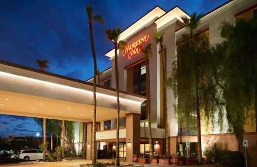 Peoria Hotel | Pet-Friendly Oasis at Hampton Inn Glendale-Peoria
