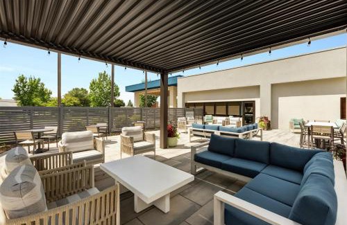 Hagerstown Hotel | Welcoming Hampton Inn Hagerstown: Guest Rated 9.2/10