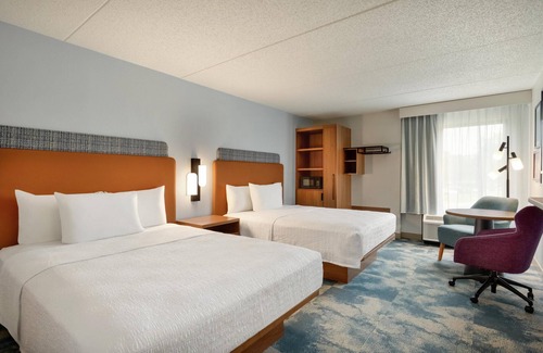 Hagerstown Hotel | Exceptional Hampton Inn Hagerstown: Pool & Family-Friendly