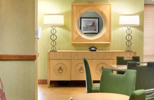 Harrisonburg Hotel | Pet-Friendly Hampton Inn Harrisonburg Near University
