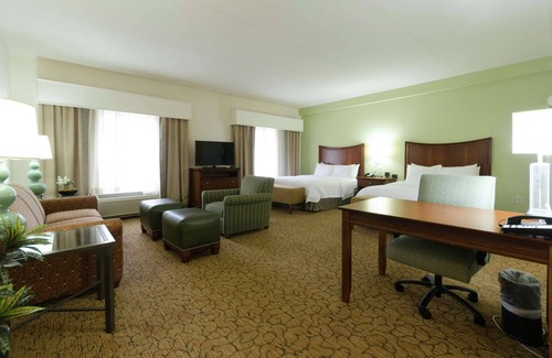 Hickory Hotel | Hampton Inn Hickory: Guest Rated 9.4 with Great Amenities