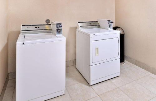 Deer Park Hotel | Comfortable Stay at Hampton Inn Houston-Deer Park Ship Area