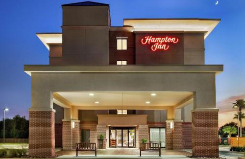 Southeast Houston Hotel | Pet-Friendly Comfort at Hampton Inn Houston Hobby Airport