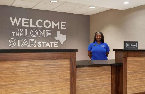 Southeast Houston Hotel | Pet-Friendly Comfort at Hampton Inn Houston Hobby Airport