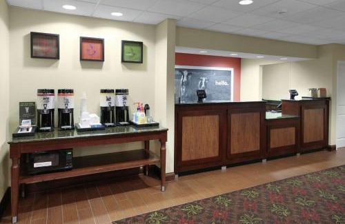 Jasper Hotel | Discover Comfort at Hampton Inn Jasper with Pool & Hot Tub