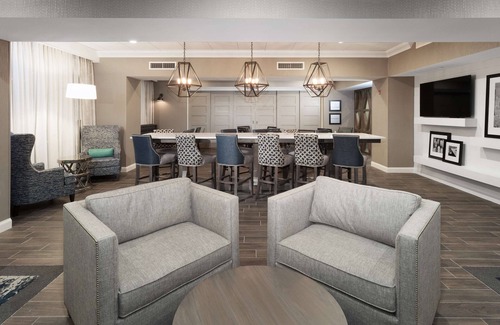 West Kennebunk Hotel | Exceptional Stay at Hampton Inn Kennebunk with Pool & Dining