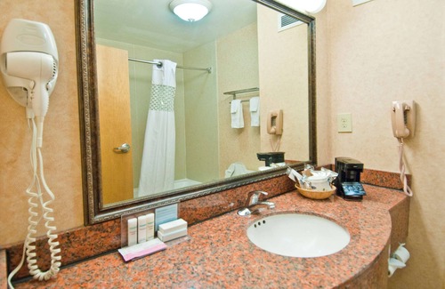 Lafayette Hotel | Explore Comfort at Hampton Inn Lafayette-I-10 with Pool