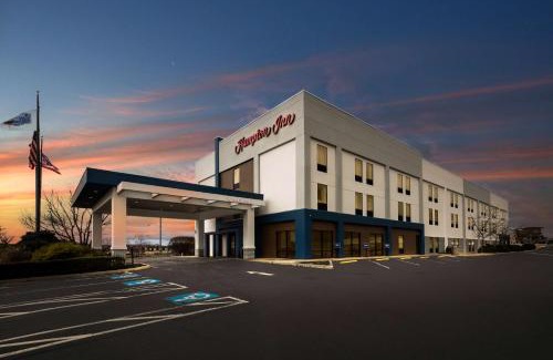 Lancaster Hotel | Relax at Hampton Inn Lancaster with Oceanfront Views