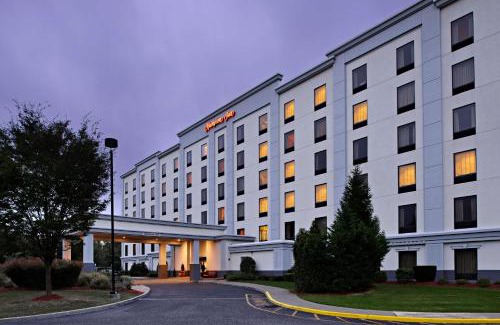 Farmingville Hotel | Discover Hampton Inn Long Island-Brookhaven with Ocean Views