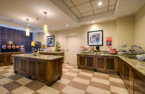 Meridian Hotel | Discover Hampton Inn Meridian: Oceanfront and Pet Friendly