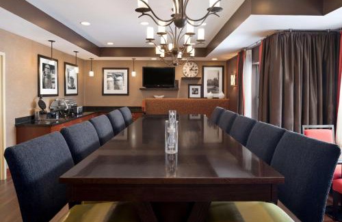 Woodbury Hotel | Pet-Friendly Hampton Inn Minneapolis St. Paul-Woodbury