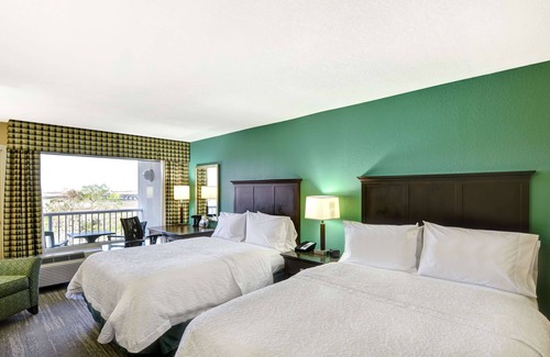 Daphne Hotel | Relax at Hampton Inn Mobile-East Bay/Daphne with Great Amenities