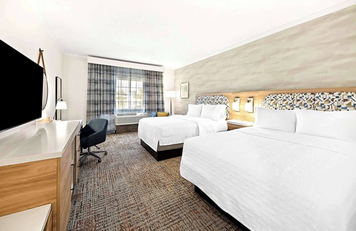 Morgan Hill Hotel | Discover Hampton Inn Morgan Hill: Family-Friendly Retreat