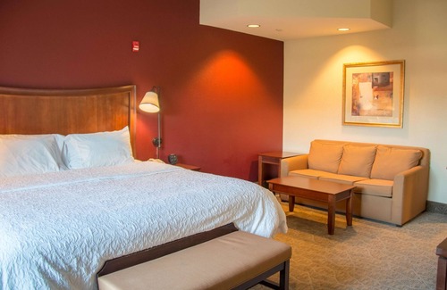 Murphy Hotel | Experience Comfort at Hampton Inn Murphy - Rated 8.8/10