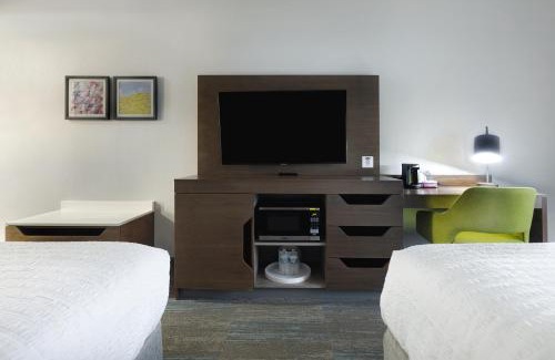 Shamard Heights Hotel | Cozy Hampton Inn Natchitoches: Family-Friendly with Pool